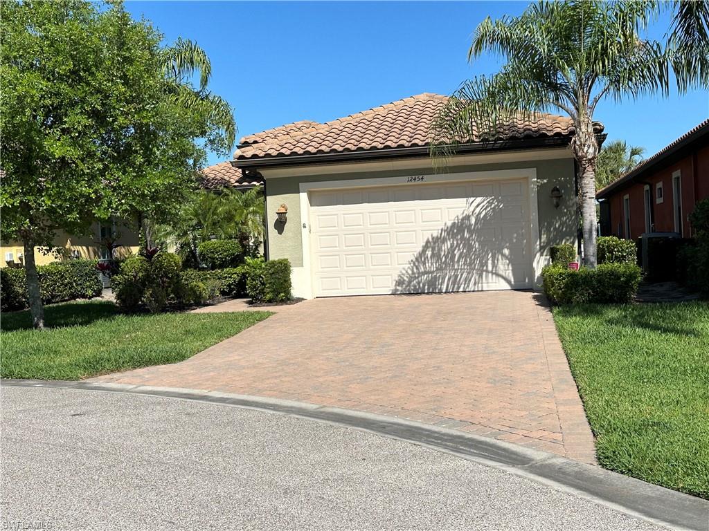 HAMPTON PARK - Residential Lease