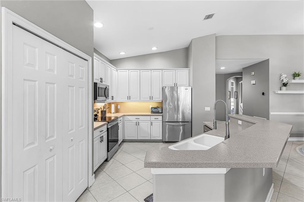 HIDDEN LINKS - Residential