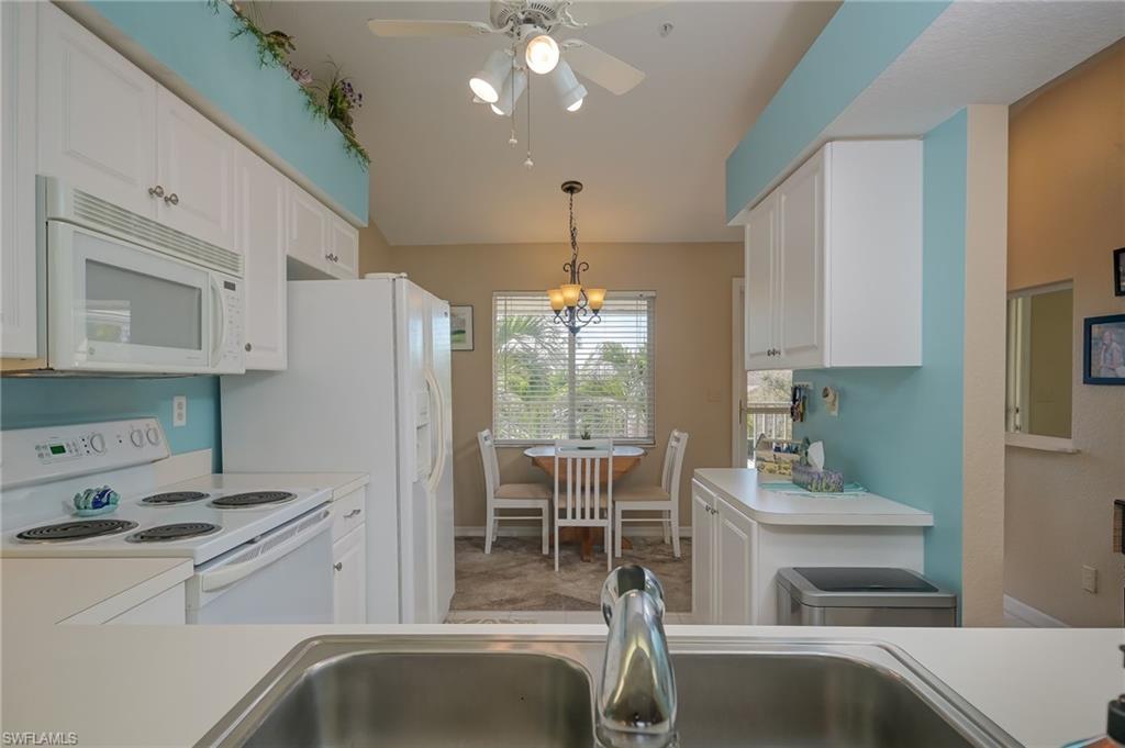 VILLAGES ON LAKE AUGUSTA - Residential