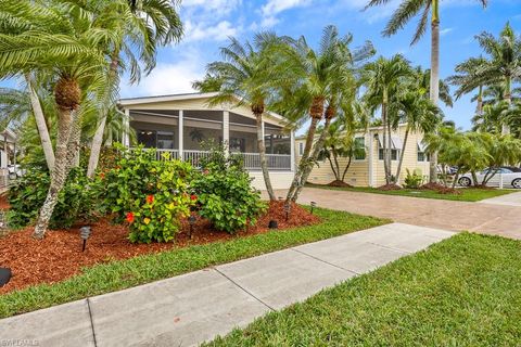 A home in NAPLES