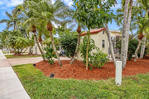 A home in NAPLES