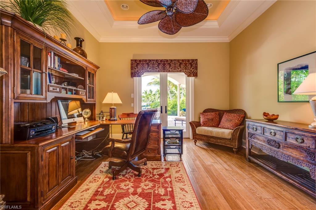 MOORINGS - Residential