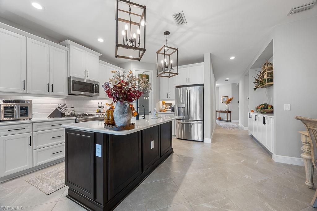 SKYSAIL - Residential Lease