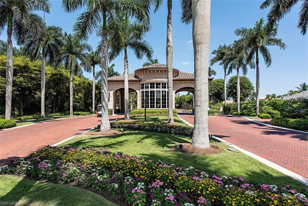 BAY COLONY SHORES - Residential