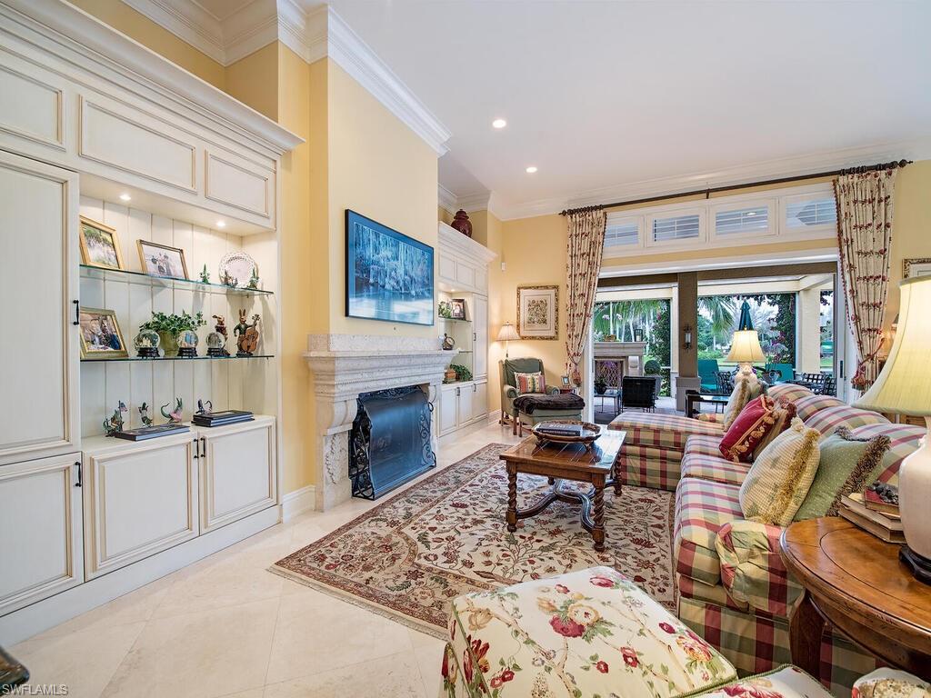 BAY COLONY SHORES - Residential