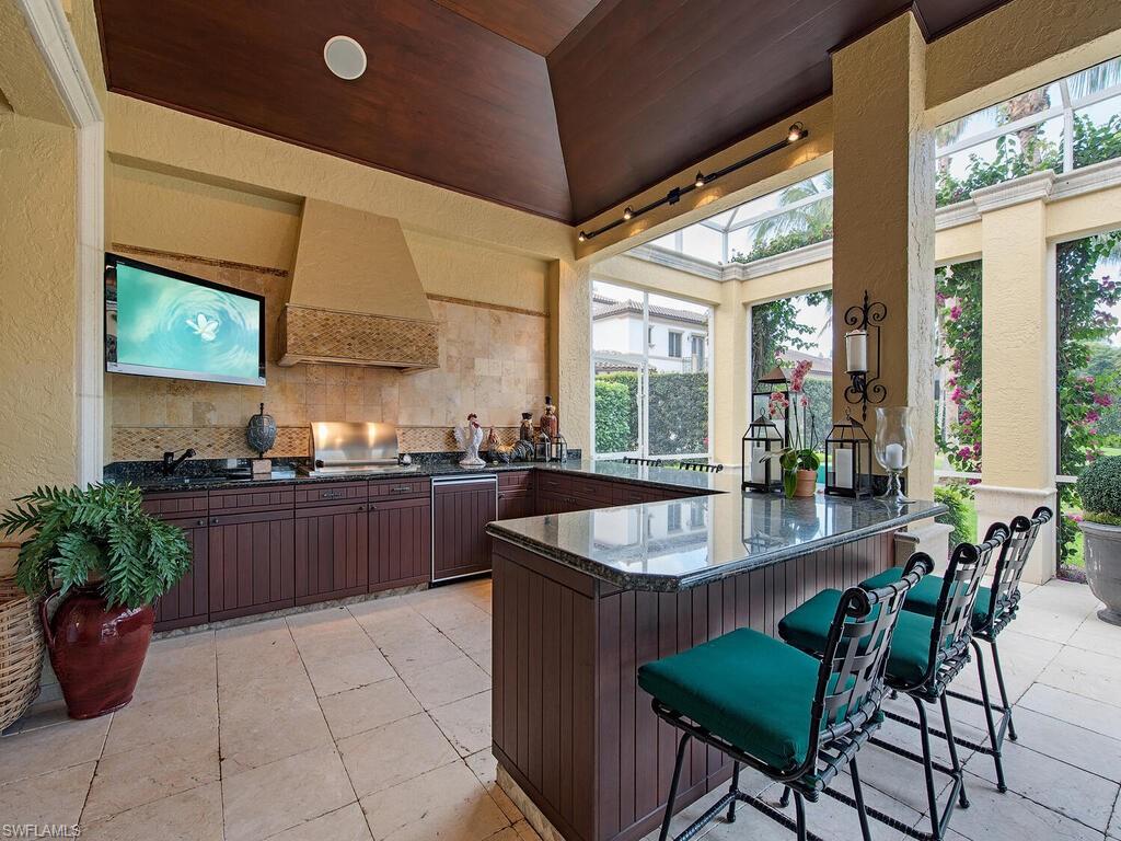 BAY COLONY SHORES - Residential