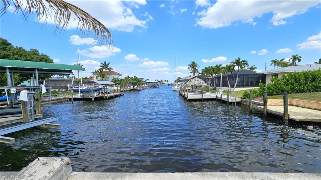 CAPE CORAL - Land