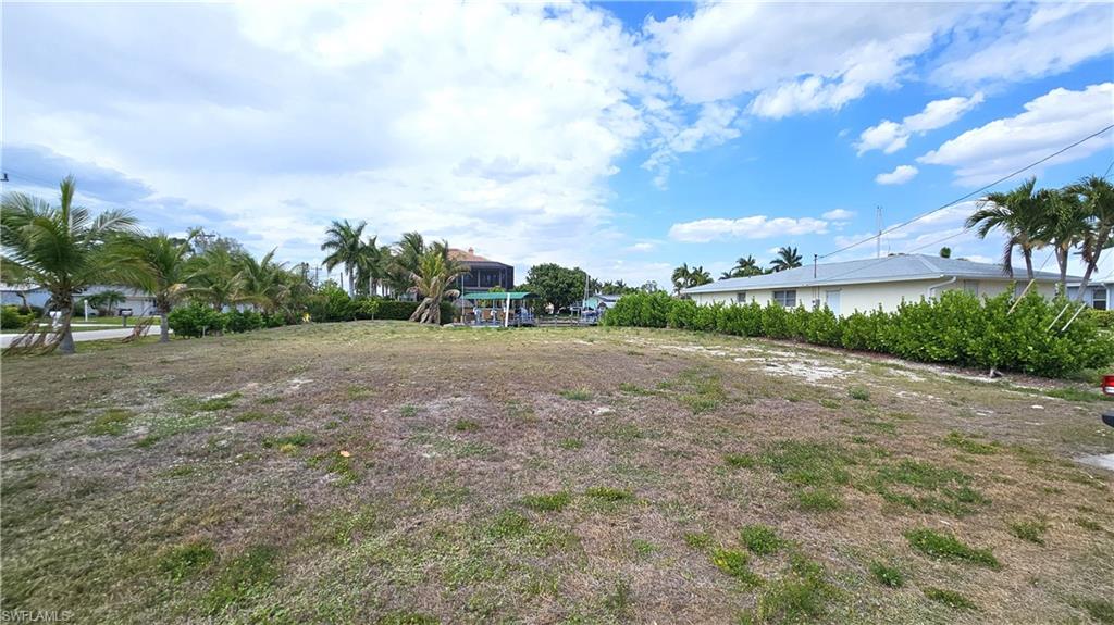 CAPE CORAL - Land