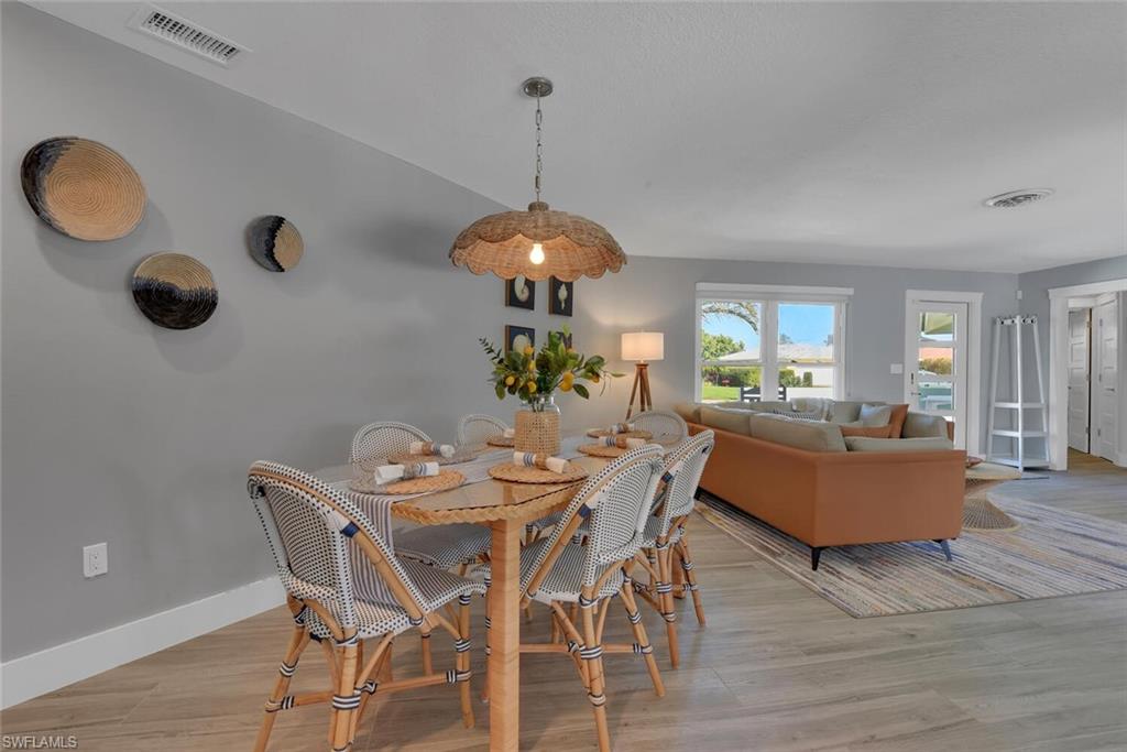 COCONUT RIVER - Residential Lease