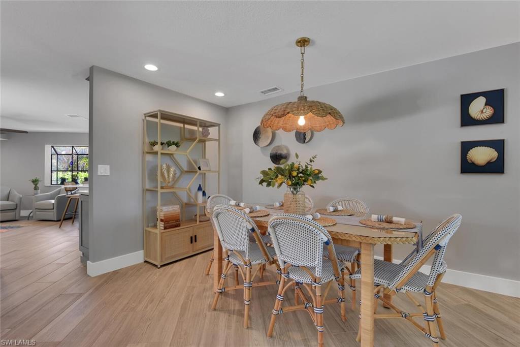 COCONUT RIVER - Residential Lease