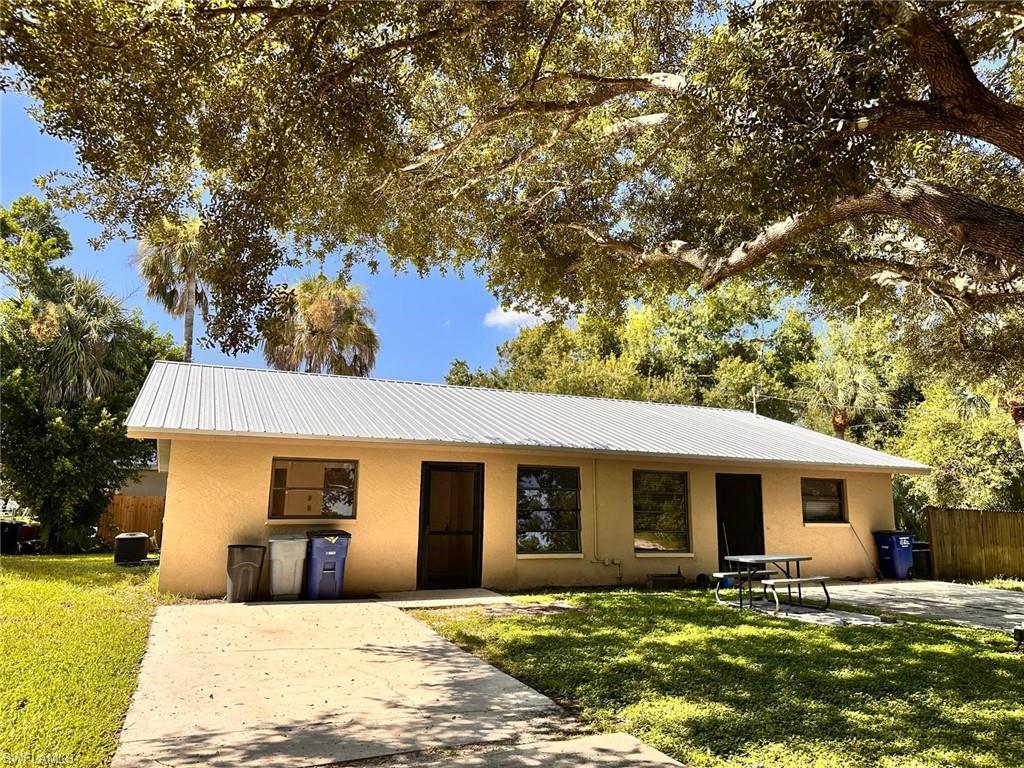 NORTH FORT MYERS - Residential Lease