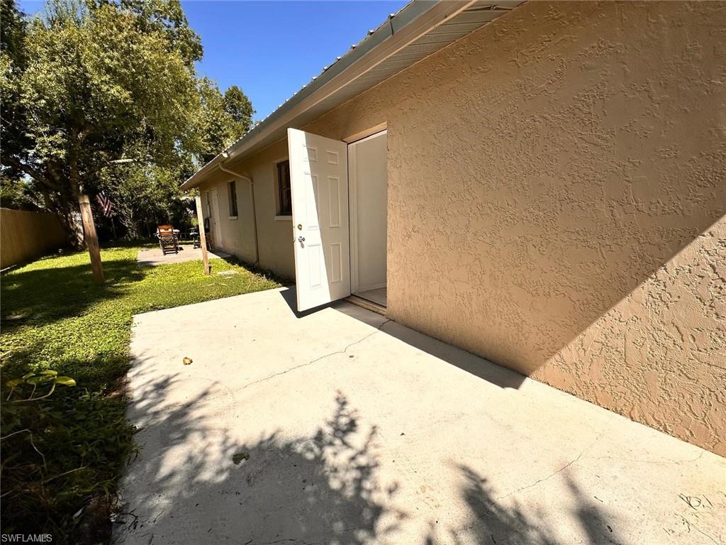 NORTH FORT MYERS - Residential Lease