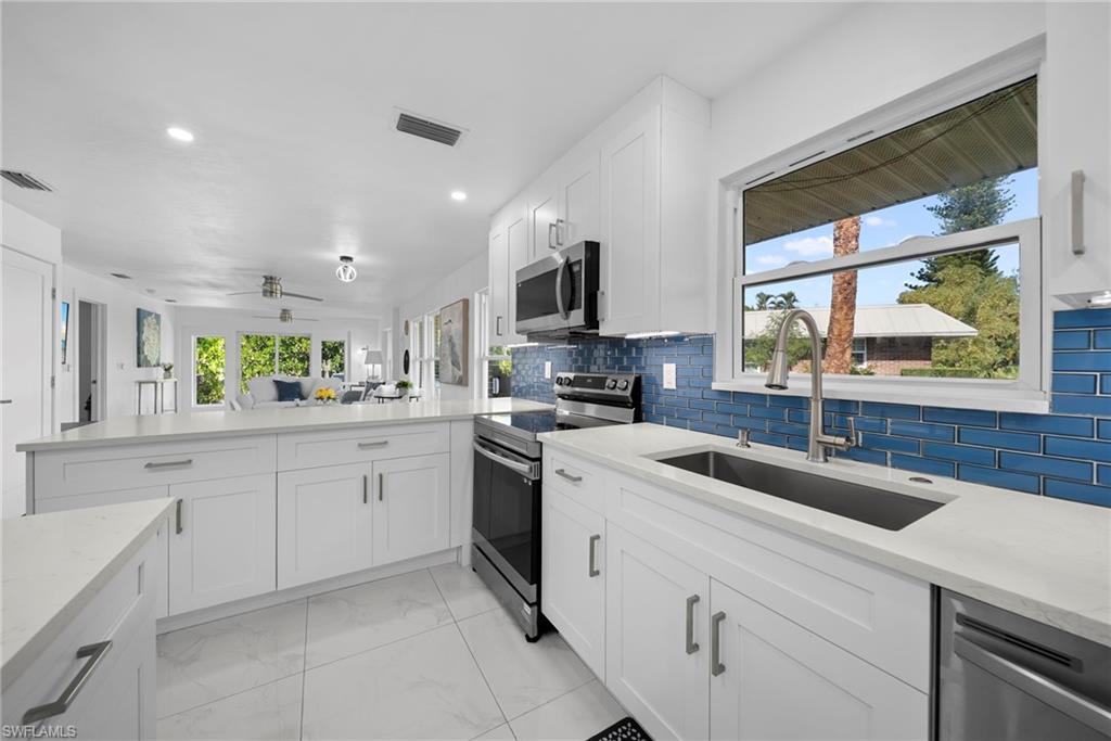 OZLYN GARDEN VILLAS - Residential