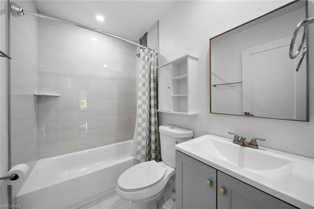 OZLYN GARDEN VILLAS - Residential