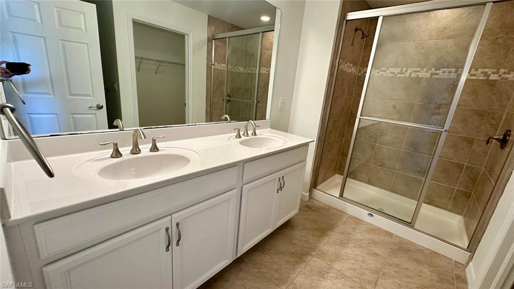 LINDSFORD - Residential Lease