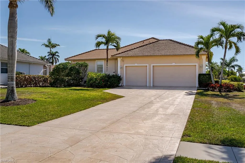 Marco Island, Florida 34145, United States, 3 Bedrooms Bedrooms, ,2 BathroomsBathrooms,Residential,Active,8246