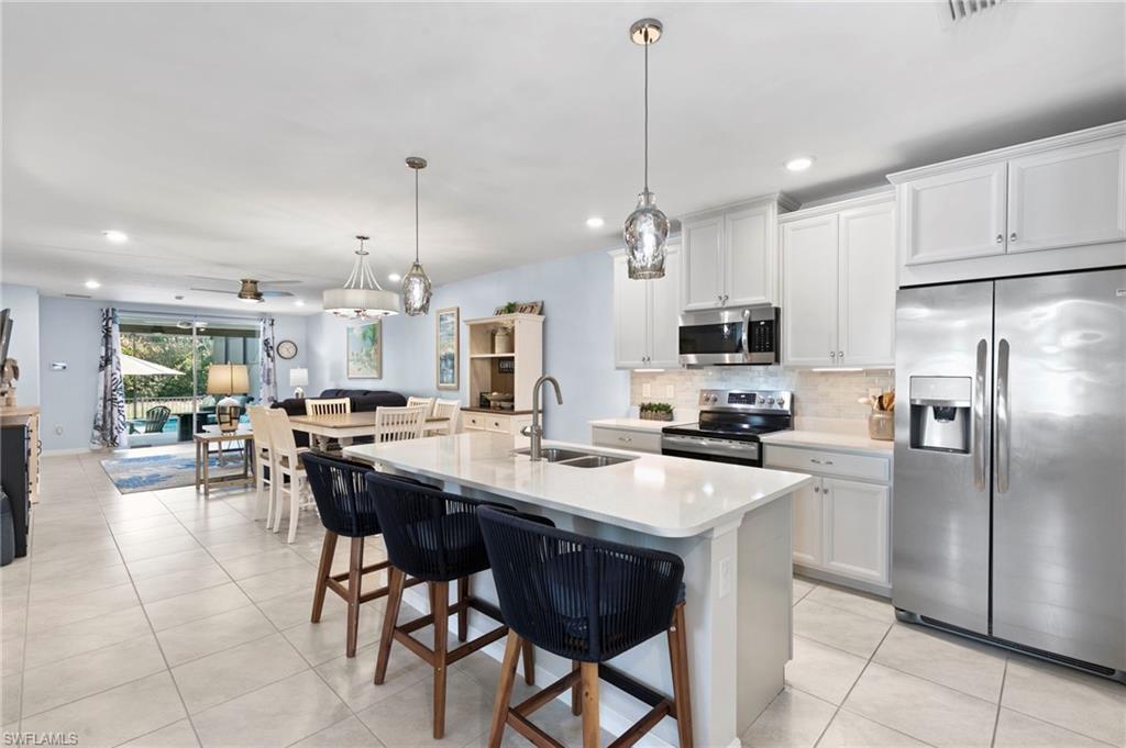 CORAL HARBOR - Residential