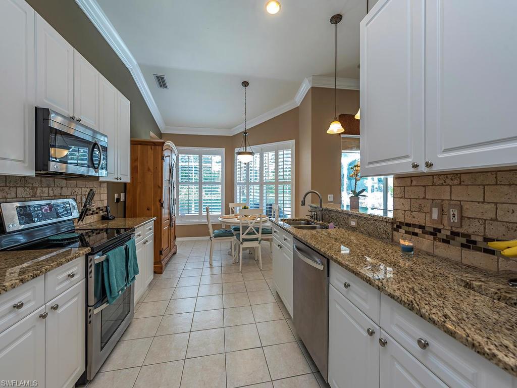 INDIGO LAKES - Residential