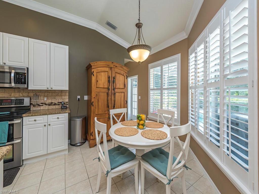 INDIGO LAKES - Residential