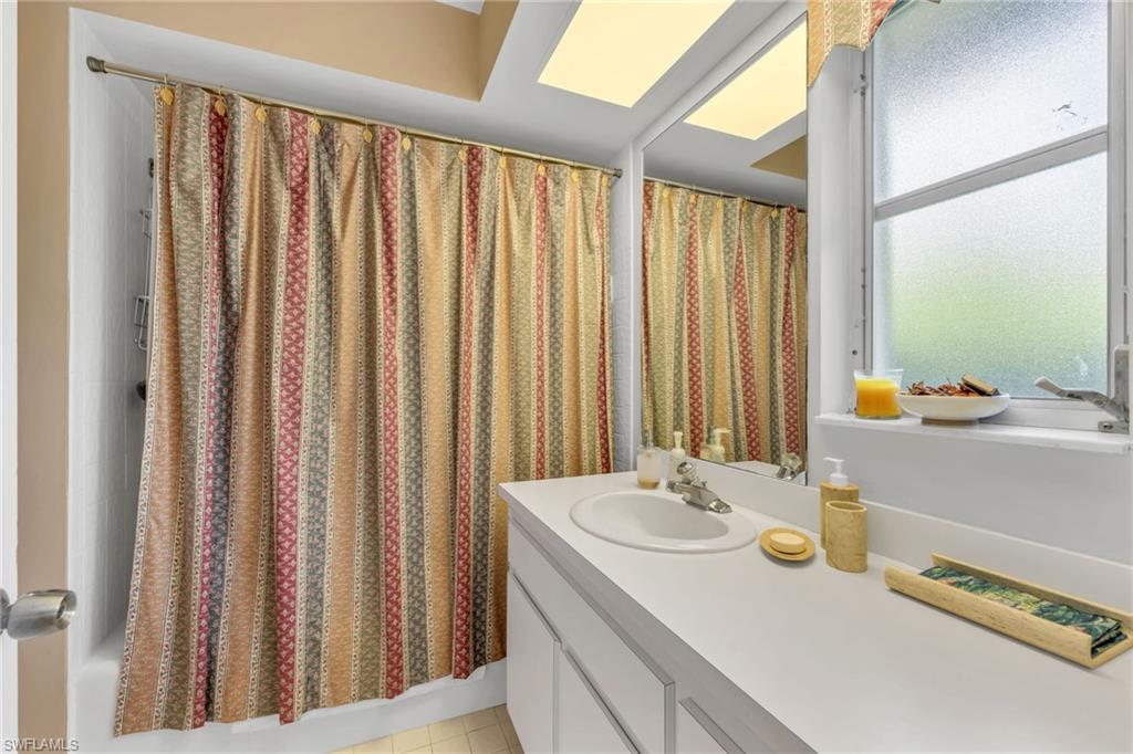 MOORINGS - Residential