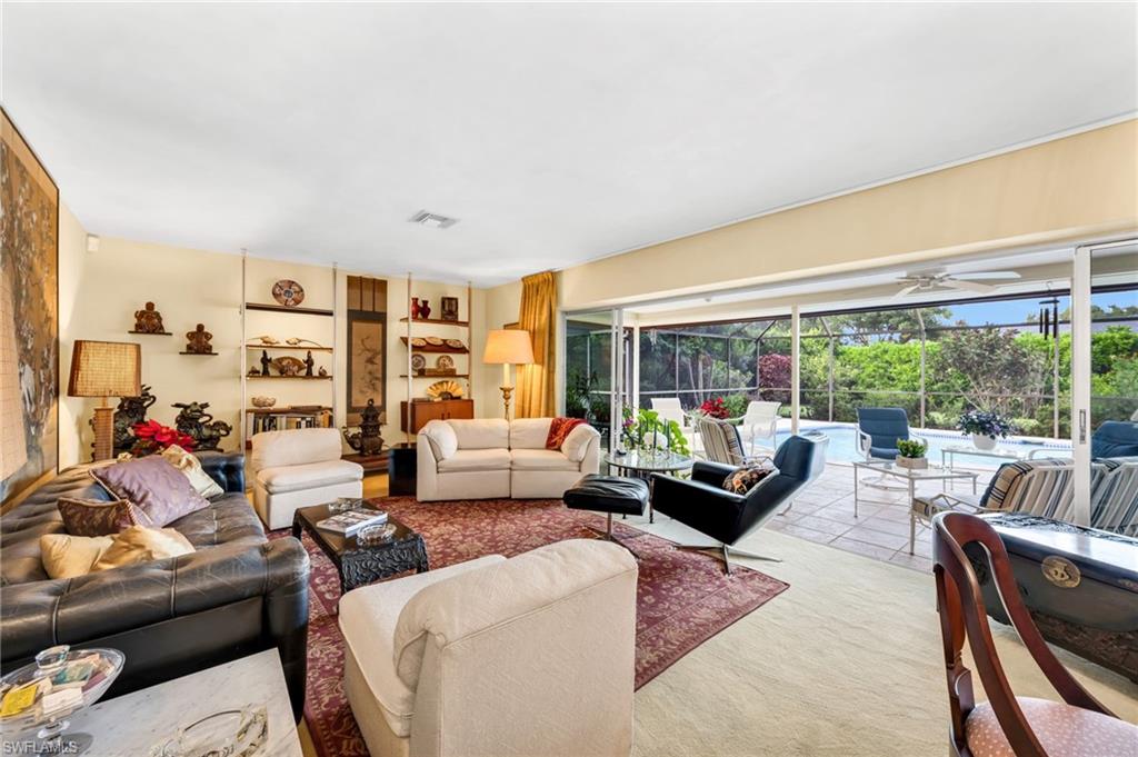 MOORINGS - Residential