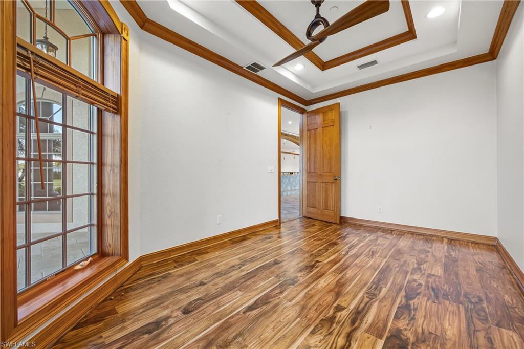 HUNTERS GLEN - Residential