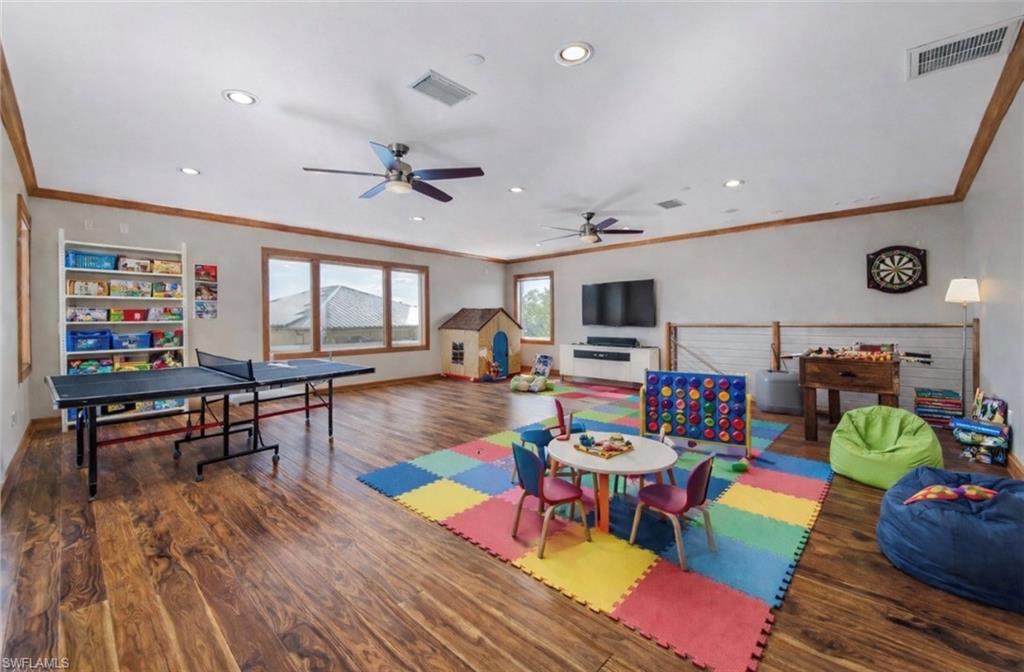 HUNTERS GLEN - Residential