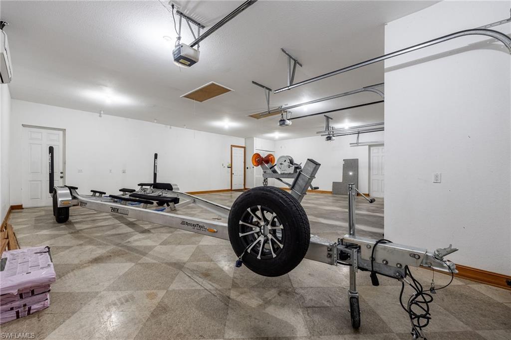 HUNTERS GLEN - Residential