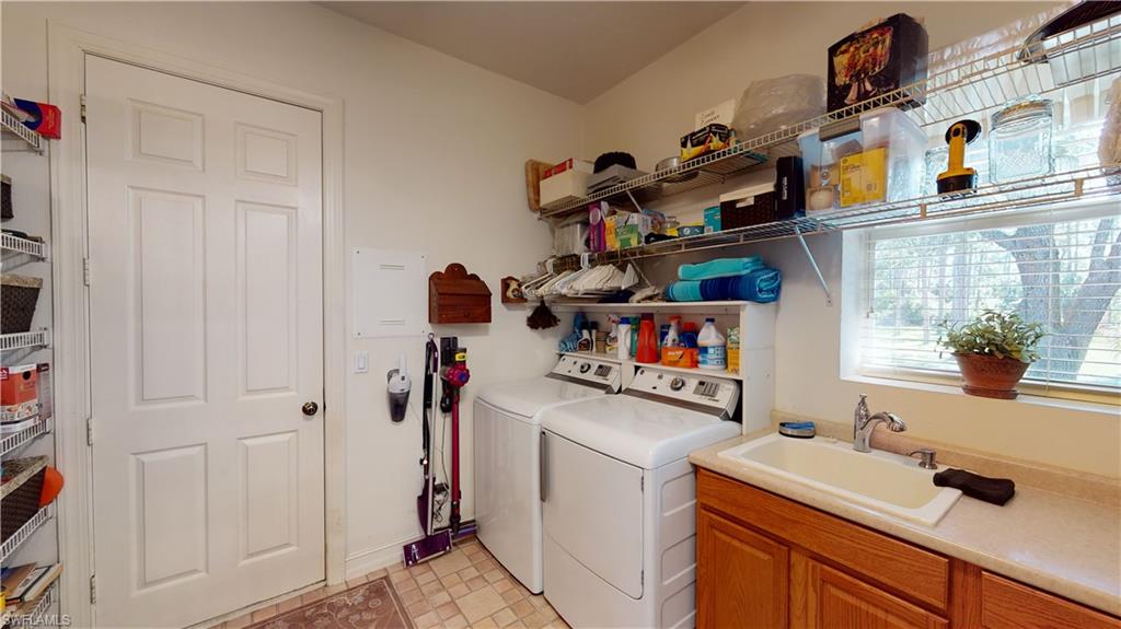 SAN CARLOS ESTATES - Residential