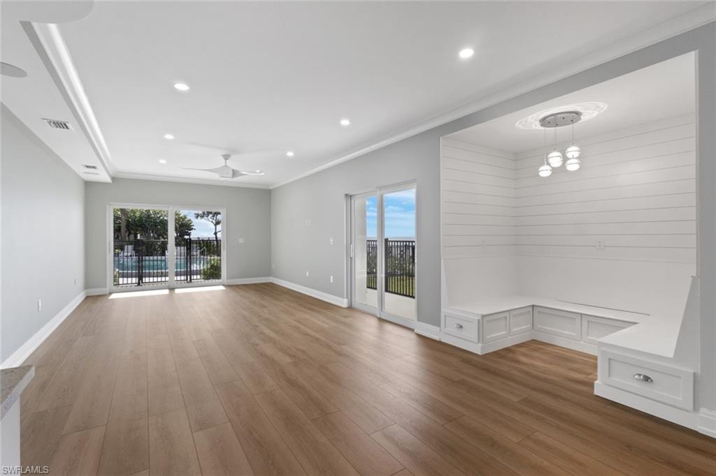 IMPERIAL CLUB - Residential