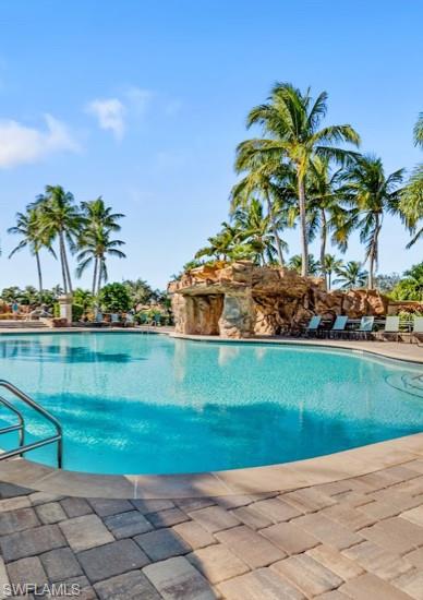 BRISTOL BAY - Residential