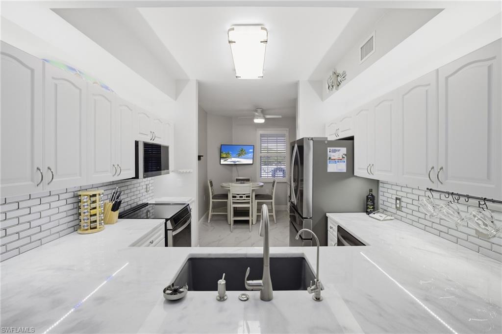 BRISTOL BAY - Residential