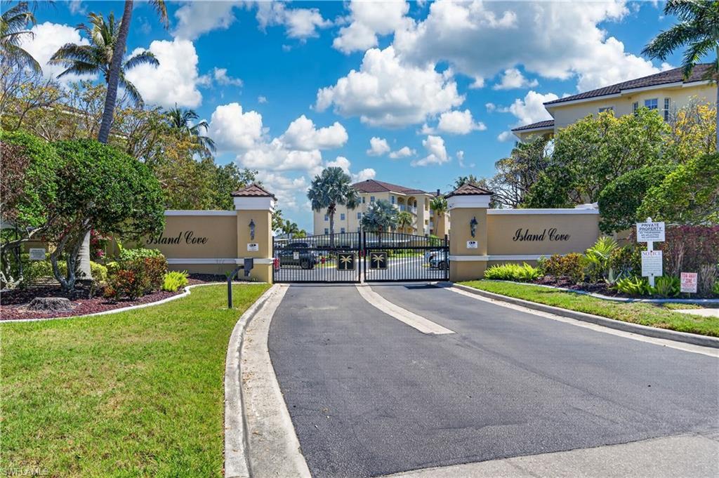 ISLAND COVE OF CAPE CORAL - Residential