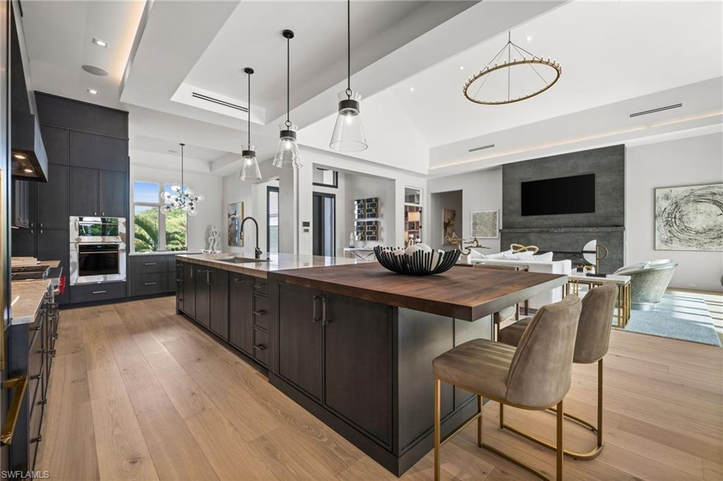 PINE RIDGE - Residential