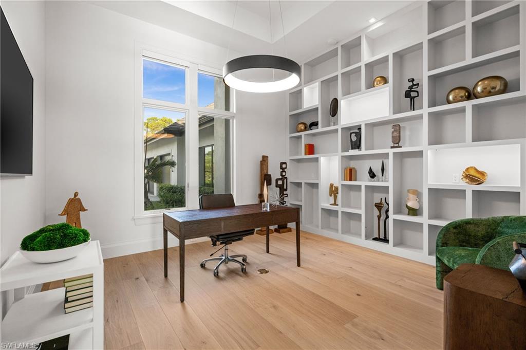 PINE RIDGE - Residential