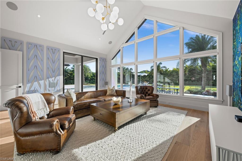 PINE RIDGE - Residential