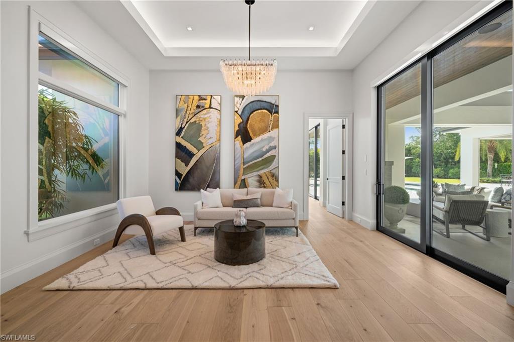 PINE RIDGE - Residential