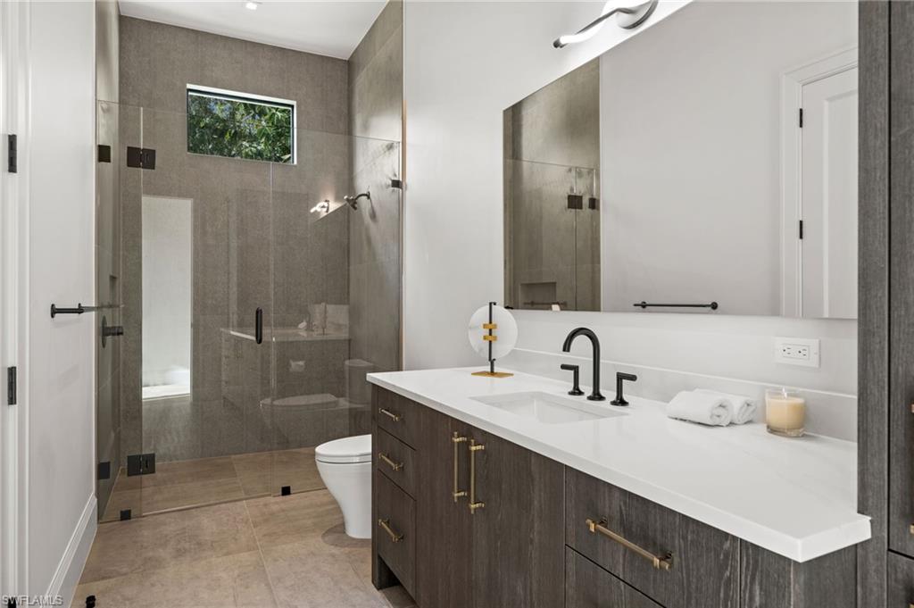 PINE RIDGE - Residential