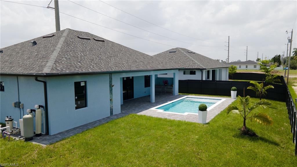 CAPE CORAL - Residential