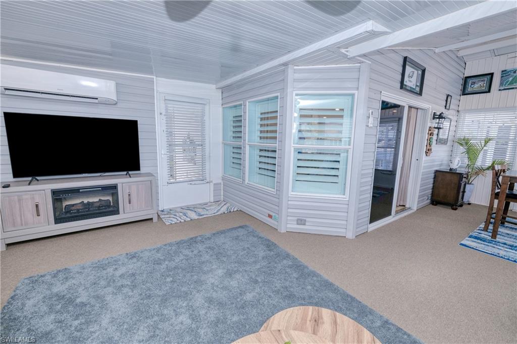 OLD BRIDGE VILLAGE - Residential