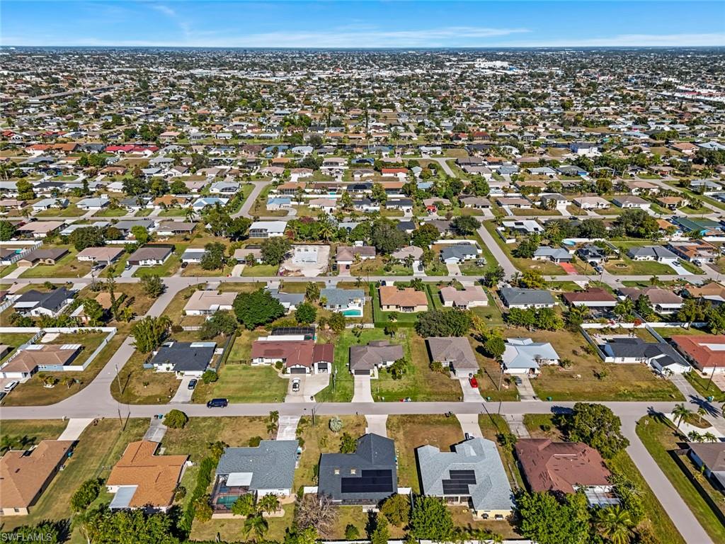 CAPE CORAL - Residential
