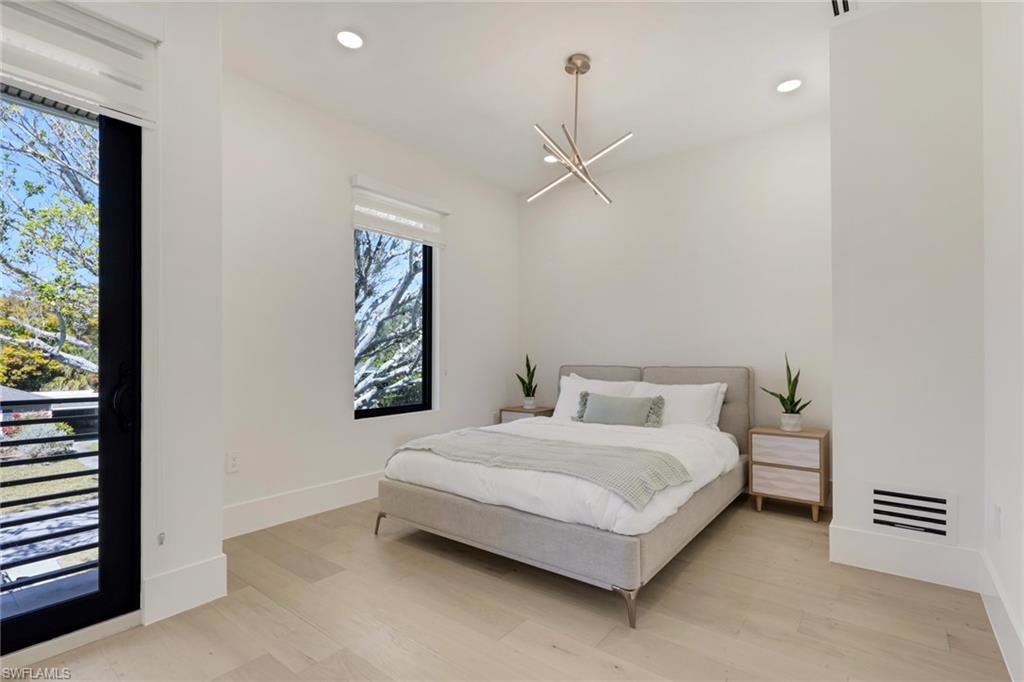 LAKE PARK - Residential