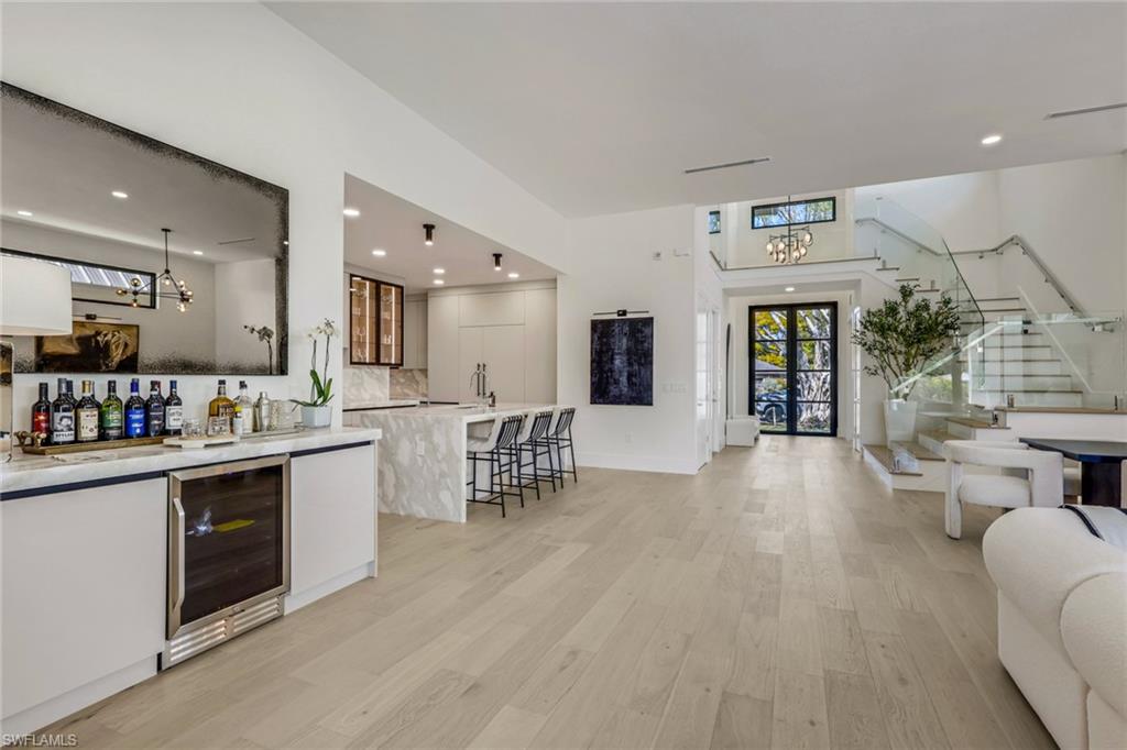 LAKE PARK - Residential