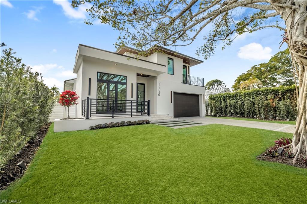 LAKE PARK - Residential