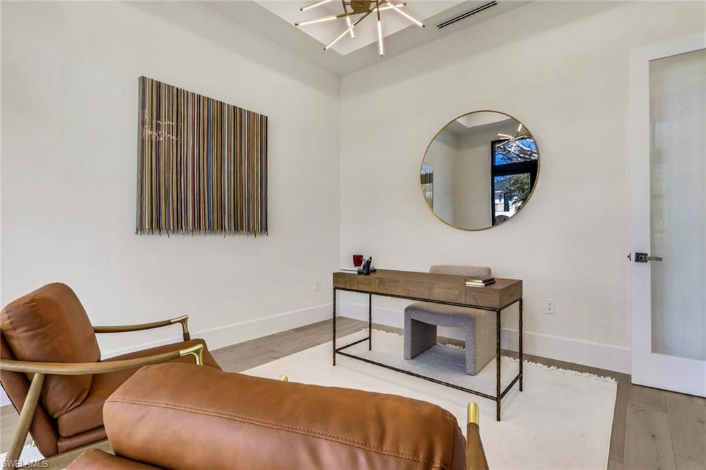 LAKE PARK - Residential