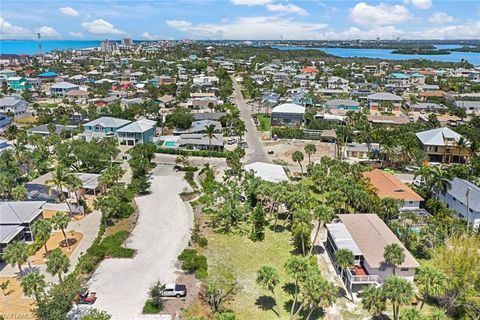 A home in FORT MYERS BEACH