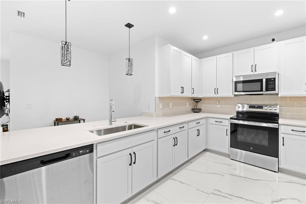 PARKWAY PRESERVE - Residential