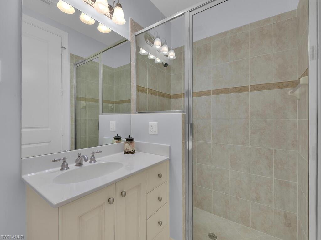 CALLISTA - Residential Lease