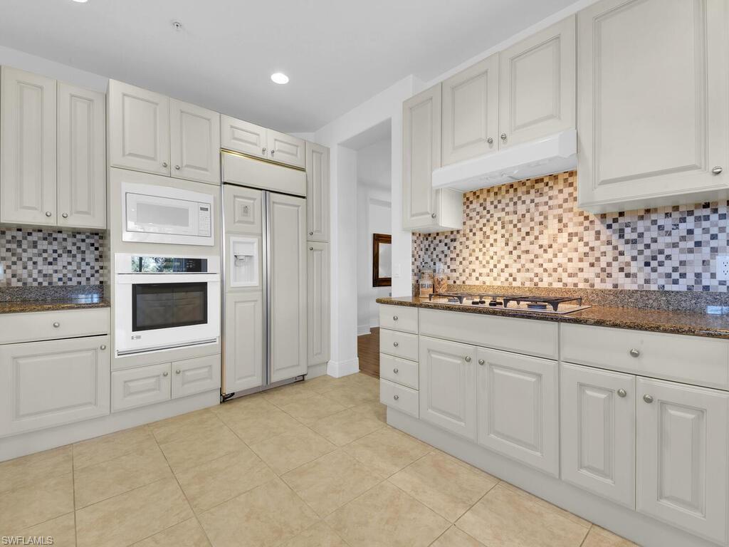 CALLISTA - Residential Lease