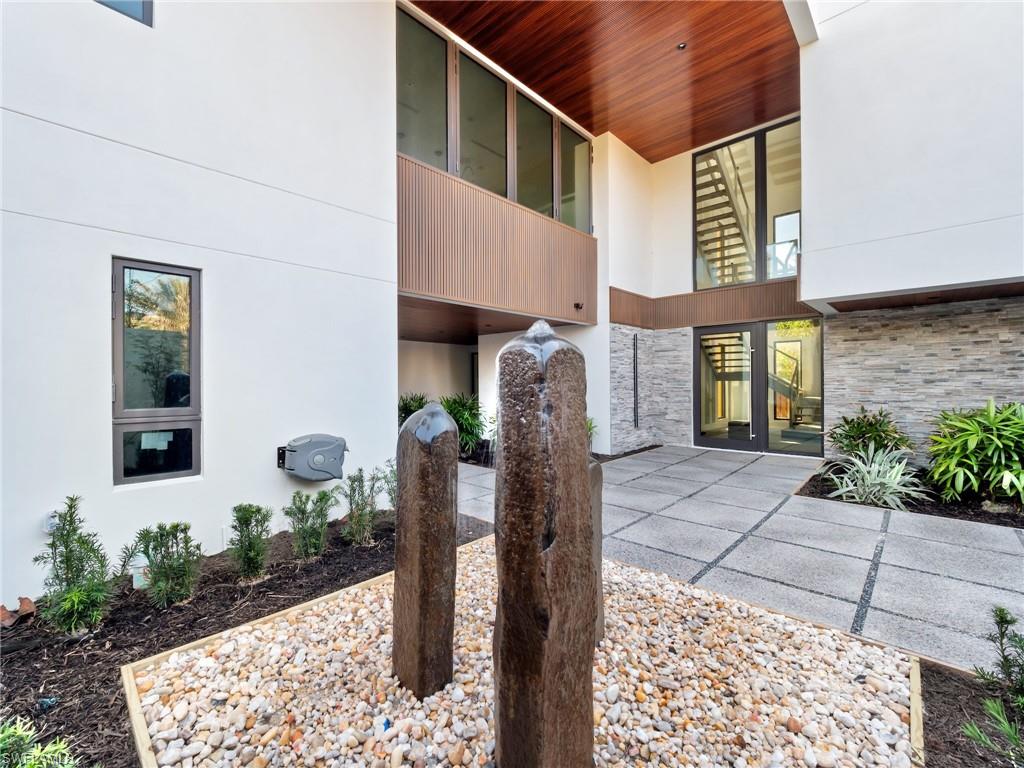 METES AND BOUNDS - Residential